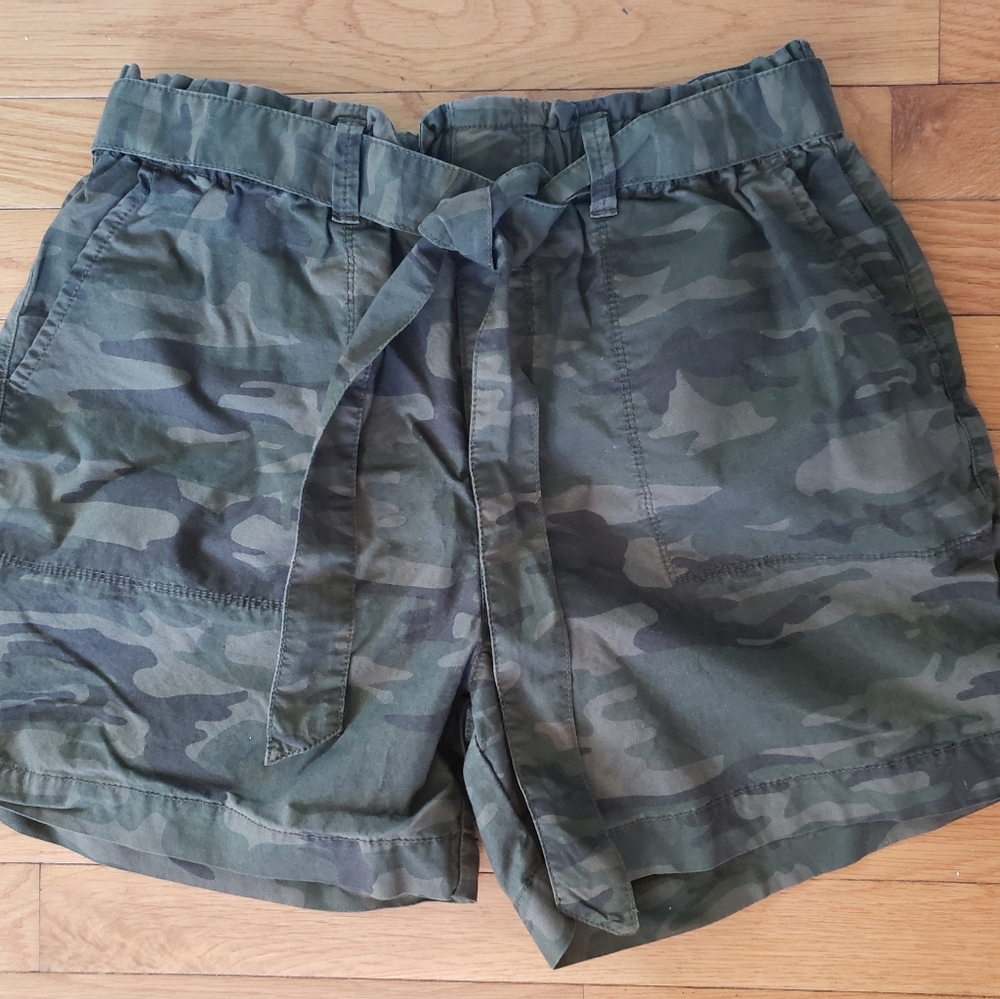 Sanctuary Camo Shorts Lg